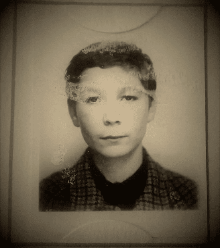 Reynald Vito Grattagliano as a child in Provence